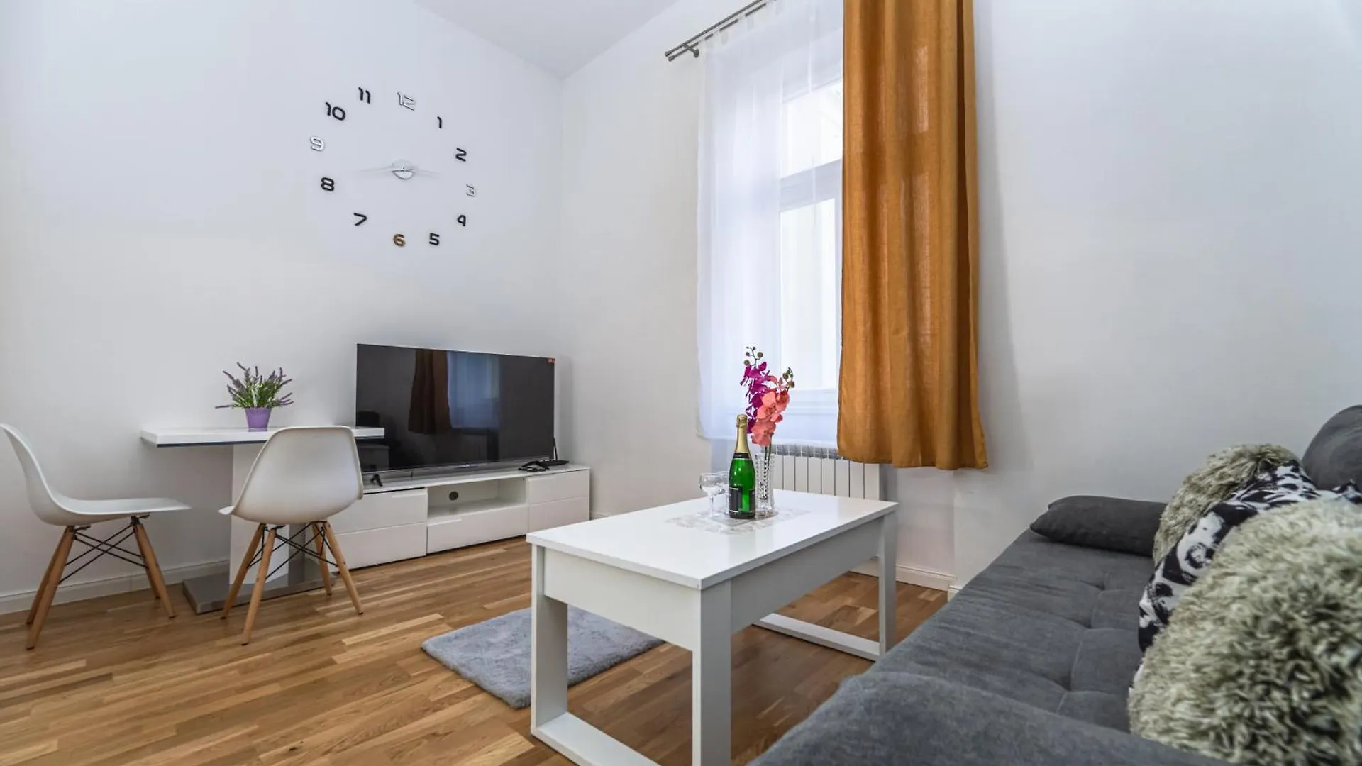 Cozy Apartment In The Heart Of Praha